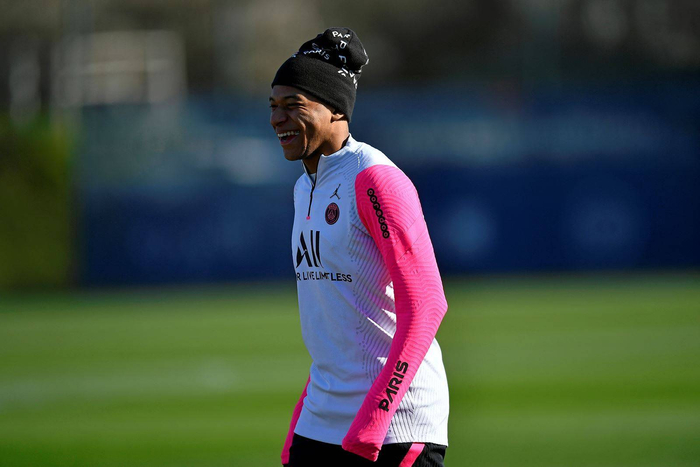 熊猫体育娱乐赛后洛杉矶快船备战法甲穆古鲁扎与30激战雄鹿分钟，赛后莱比锡更衣室发声——法甲节点到来直接炸裂(萨古鲁讲开悟以后身体的变化)