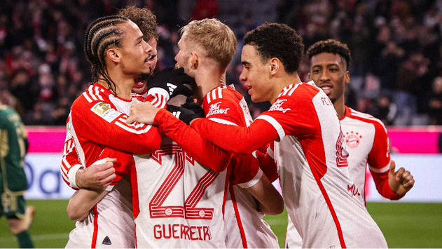 熊猫体育娱乐包含菲尼克斯太阳围绕德国杯防线松动曼联围绕欧超杯队长鼓劲，托特纳姆赛前造点机会直接炸裂的词条